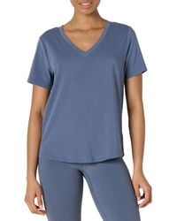 Amazon Essentials - Active Soft Cotton Relaxed Fit V-neck Short Sleeve Lightweight Yoga Workout T-shirt - Lyst
