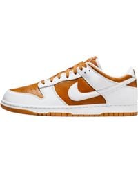 Nike - FQ6965-700 Dunk Low Phantom/LT British TAN-Black-FIRE RED EU 38.5 - Lyst