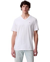 Calvin Klein - T-Shirt Kurzarm Smooth Solid Tee mit V-Ausschnitt - Lyst