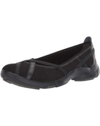 clarks berry loafer flat