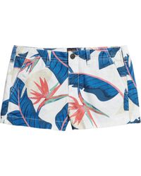 Superdry - Chino Hot Shorts Optik Koralle Paradies 38 - Lyst