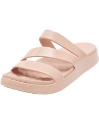Crocs™ - Getaway Patent Strappy Badeschlappen - Lyst