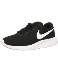 nike train flex essential trainers