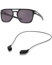 Oakley - Lot de lunettes de soleil : OO 9436 943601 Latch Beta Matte Black Prizm G Accessory Kit de laisse noir brillant - Lyst