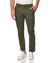 Amazon Essentials Pantalones ajustados informales en color caqui para hombre - Verde