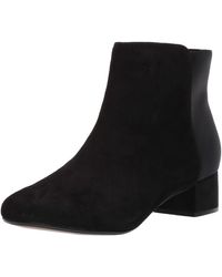 clarks chelsea boots black