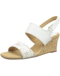 Clarks - Kyarra Faye Sandalen Met Sleehak - Lyst