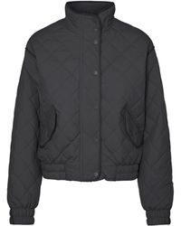 Vero Moda - VMVILMA Short Jacket ENT Steppjacke - Lyst