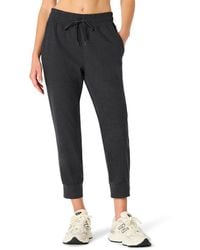 Amazon Essentials - Supersofte Funktions-Capri-Jogginghose - Lyst