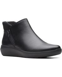 Clarks - Kayleigh Mid Bootie - Lyst