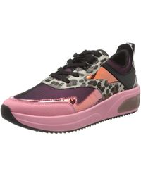 replay trainers uk