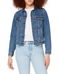 levis female jacket