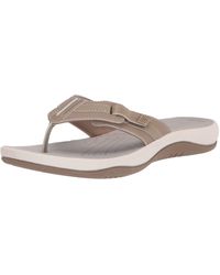 clarks white flip flops