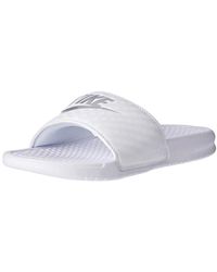 nike flip flops size 5