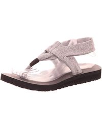 Skechers - Meditation-Studio Kicks Thong Sandal Grey 10 Wide - Lyst