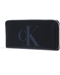 Calvin Klein - Jeans Sculpted Zip Around Mono Reisezubehör-Bi-Fold-Brieftasche - Lyst