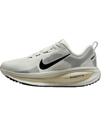 Nike - Vomero 18 Sneaker - Lyst