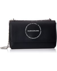 Calvin Klein Sculpted Convertible EW Flap, Bolso de Hombro para Mujer, Negro (Black), 0.1x0.1x0.1 centimeters (W x H x L)