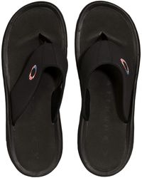 oakley mens supercoil 2.0 sandal