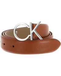 Calvin Klein - Mujer Cinturón de piel Re-Lock Logo Belt 3,0 cm - Lyst