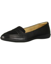 naturalizer finley loafer