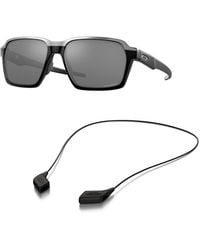 Oakley - Oo4143 Sunglasses Bundle: Oo 4143 414302 Parlay Polished Black Prizm Bl And Medium Black Leash Accessory Kit - Lyst