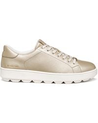 Geox - Sneaker da donna SPHERICA in oro pelle liscia - Lyst