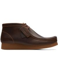 Clarks - Wallabee Evo Boot Waxy Leather Boots In Beeswax Standard Fit Size 6.5 - Lyst