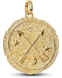 PANDORA - Medallón grande con diseño de flechas cruzadas de plata de ley con aleación de metal chapado en oro de 14 - Lyst