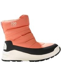 The North Face - Nuptse Il Track Shoe Coral Sunrise/tnf Black 9 - Lyst