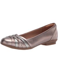 clarks sara clover flats