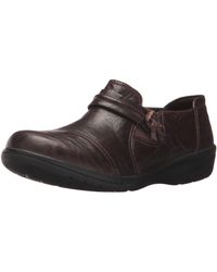 clarks women's cheyn bow loafer