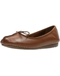 Clarks - Freckle Ice Dark Tan Leather S Slip On Shoes 6 - Lyst