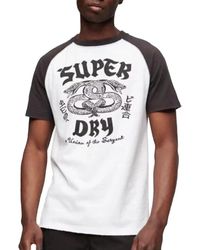 Superdry - Blackout Rock Raglan-T-Shirt mit Grafik Optik Weiß/Karbon Grau XL - Lyst