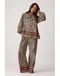 Damson Madder - Exclusive Aletta Leopard Long Pyjama Set - Lyst