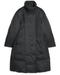 ARKET Daunen-Steppmantel Mit A-Linien-Silhouette - Schwarz