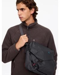 Klättermusen - Gaut 8L Messenger Bag - Lyst