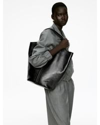 ARKET - Tragetasche Aus Lackleder - Lyst
