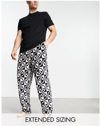 ASOS – pyjama aus t-shirt und hose - Weiß