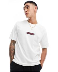 Tommy Hilfiger - Camiseta blanca con recuadro del logo estilo monotipo - Lyst