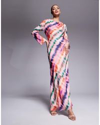 DASKA - Vestido Largo Rosa Con Estampado De Rayas Abstractas Y Cuello Desbocado De Chifón De - Lyst