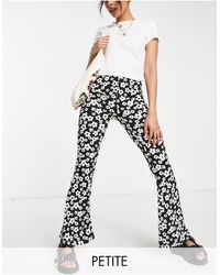 New Look Crepe Flare Pants in Black 