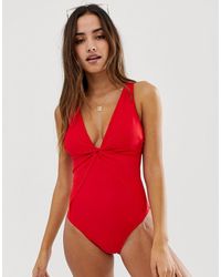 ASOS – Sculpt Me – er, tief ausgeschnittener Badeanzug mit Stützung und Drehdesign vorne - Rot