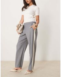 Abercrombie & Fitch - Broek Met Rechte Pijpen, Elastische Taille En Platgestikte Plooitjes - Lyst