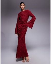 ASOS - Robe longue à manches longues et col montant avec empiècements en dentelle et volants à bords bruts - bordeaux - Lyst