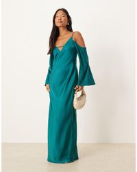 ASOS - Asos design petite – langärmliges camisole-maxikleid aus satin - Lyst