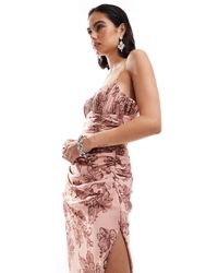 ASOS - Robe caraco mi-longue en satin avec buste froncé - imprimé fleurs rouille - Lyst