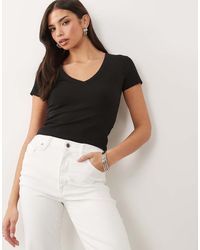 GOOD AMERICAN - Cotton Blend V Neck Baby Tee - Lyst