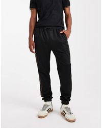 Fred Perry - Taps Toelopende Joggingbroek - Lyst