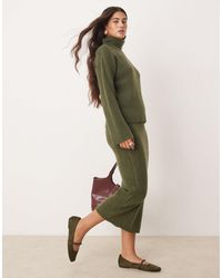 Vila - Jupe d'ensemble mi-longue en maille - kaki - Lyst